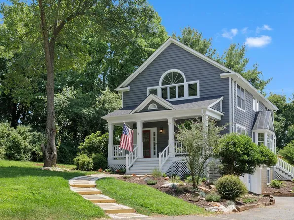 40839 Browns Ln, Waterford, VA 20197