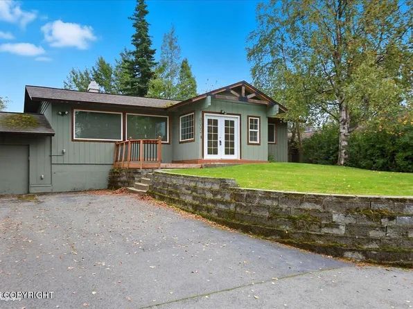 6967 Town And Country Pl, Anchorage, AK 99502