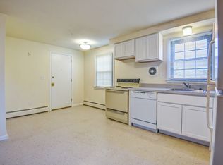 Candlelight Apartments, Glastonbury, CT 06033