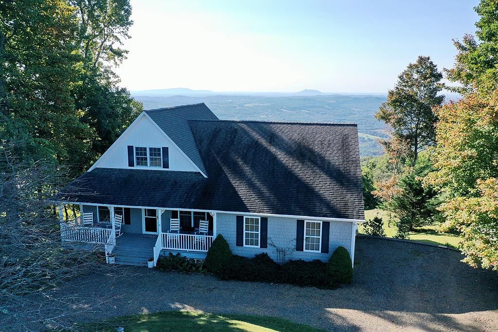 842 Rhododendron Rd, Hillsville, VA 24343 Zillow