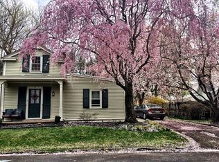 3 Union St, Kingston, NJ 08528