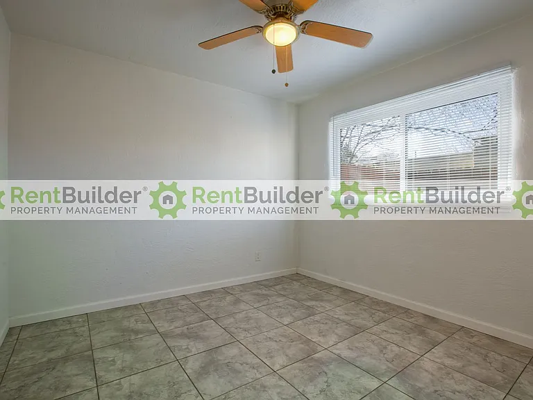3422 Smith Ave SE — Photo 17