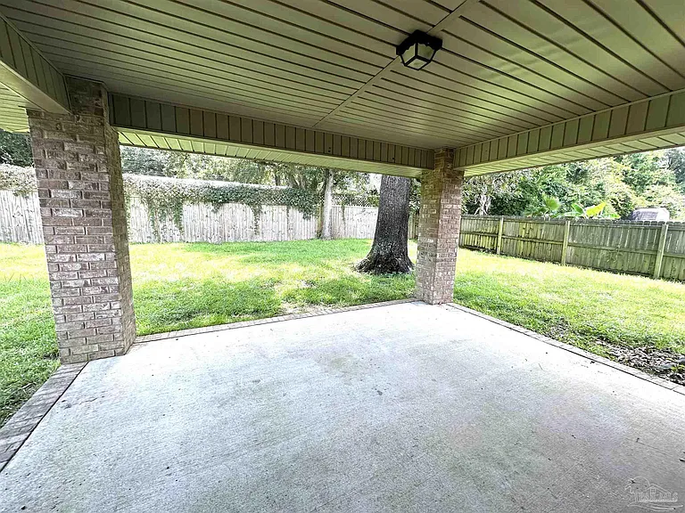 4700 Belvedere Cir — Photo 25