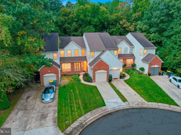 12 Redden Ct, Bear, DE 19701