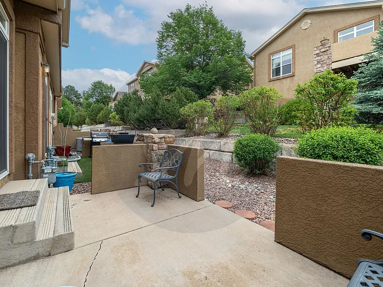 5847 New Crossings Point — Photo 20
