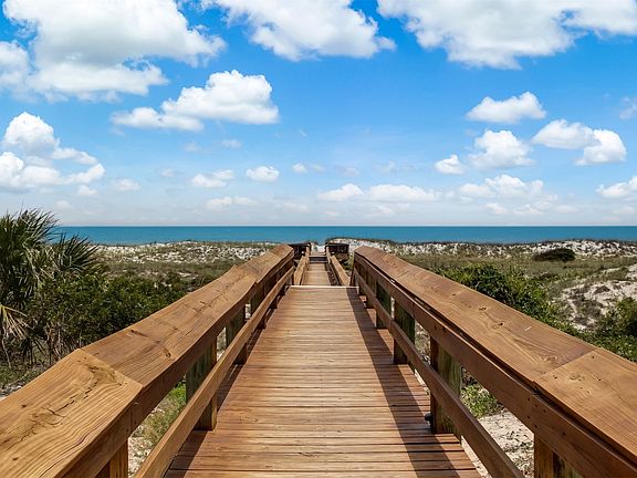 4th image of 1833 Ocean Village Pl
