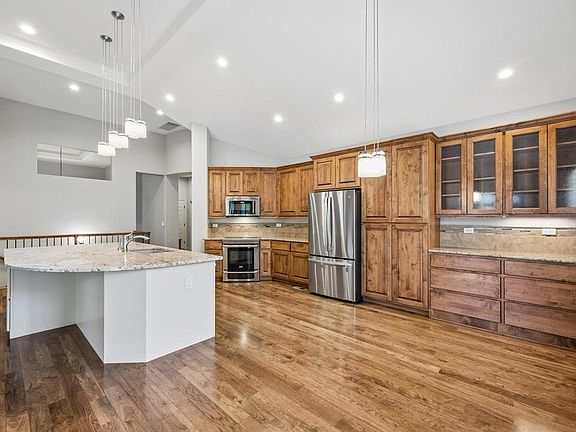 5th image of 14148 Reserve Pl