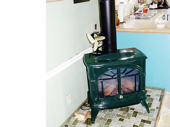 5th image of 8 Weymouth Ln