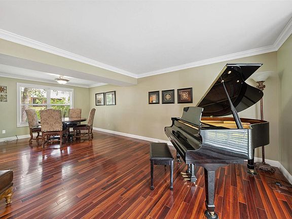 4th image of 2330 Winegarden Ct