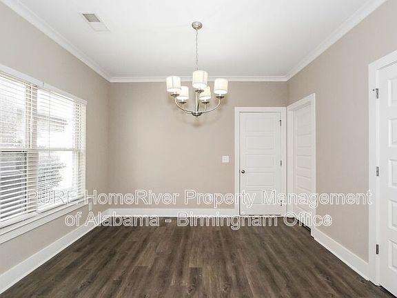 3rd image of 5561 Park Side Rd