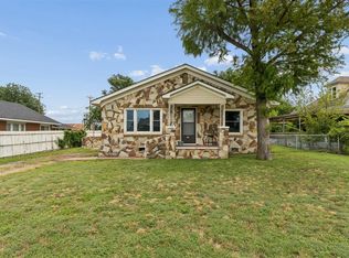 124 S 4th St, McLoud, OK 74851