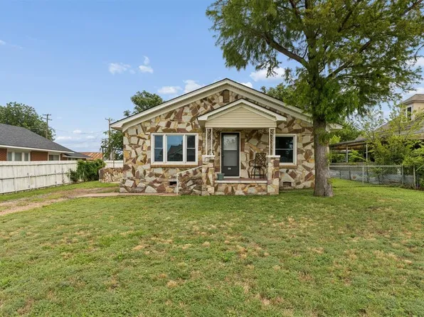 124 S 4th St, McLoud, OK 74851