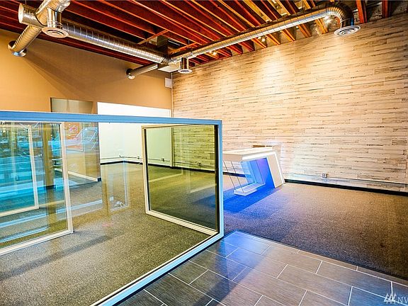 5th image of 5221 S Tacoma Way