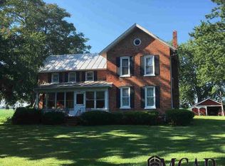 8861 Dixon Rd, Monroe, MI 48161