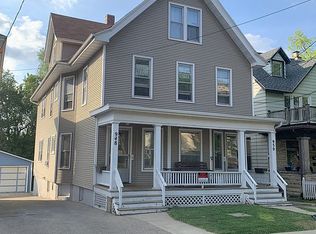 948 Jenifer St, Madison, WI 53703