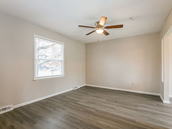 5th image of 9744 NW Overhill Dr