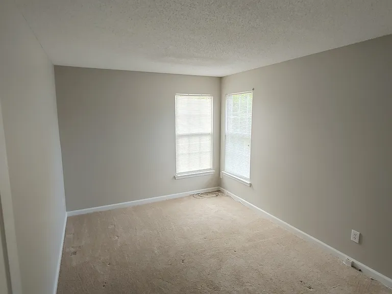 1901 Misty Vale Rd — Photo 24