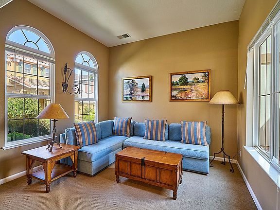 4th image of 81 W Posada Ln