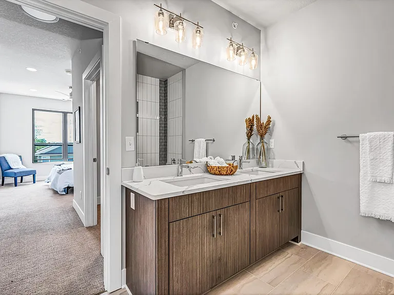 907 Winter St NE #201 — Photo 23