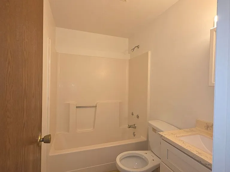 228 W 11th St #X-231 — Photo 8
