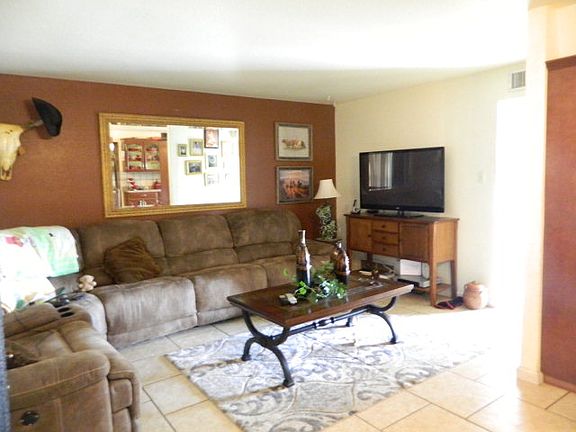 2nd image of 1710 Santa Monica Ave