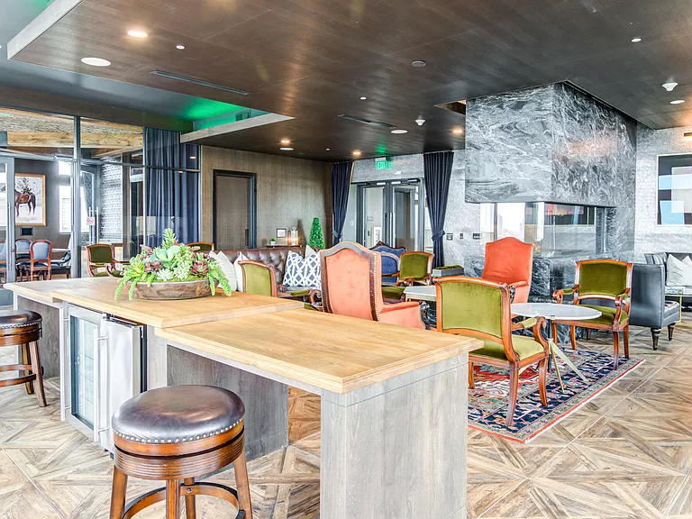 Club Room Seating