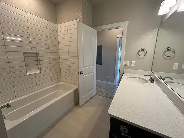 4160 S Park Dr #203 — Photo 18