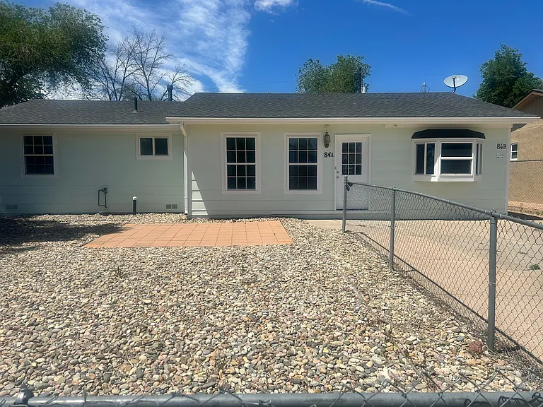 84A Rose Dr — Photo 1