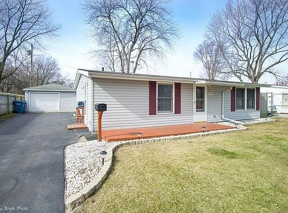 3rd image of 1438 Greenwood Ave