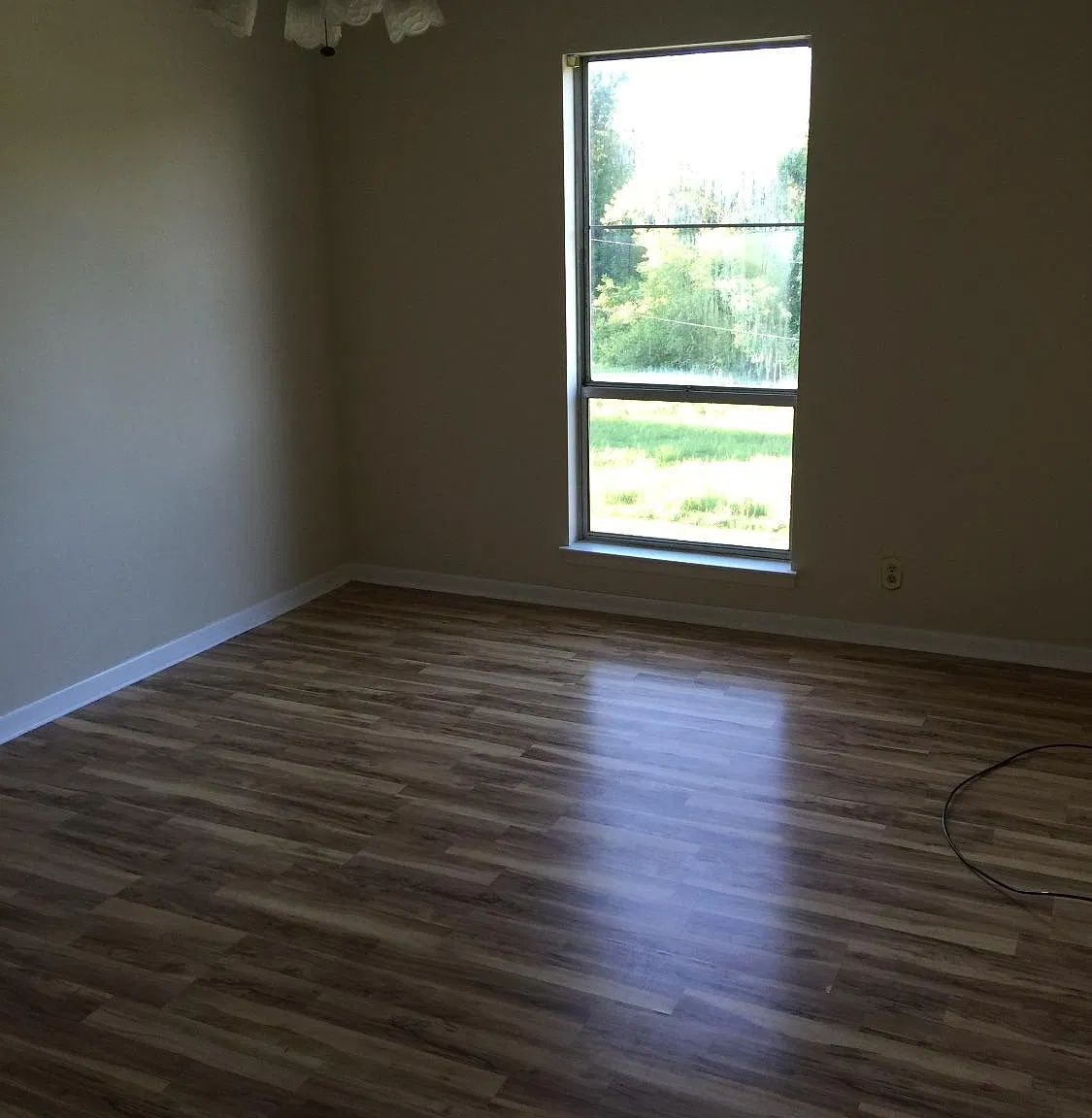 2 bed, 1100 sqft, $1,525 — Photo 4