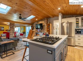 219 Lady Slipper Loop, Newland, NC 28657