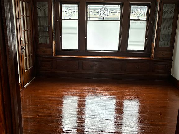 4th image of 4625 Gifford Ave #3