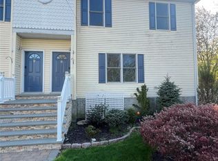 8 Marion Ave #6, Harrison, NY 10528