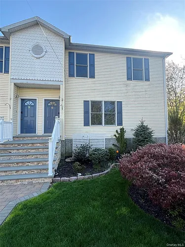 8 Marion Ave #6 Photo 1