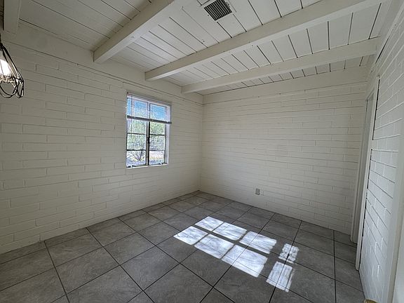 5th image of 2631 N Fontana Ave #2