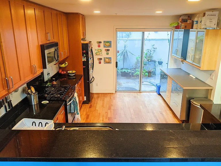 350 Alabama St #1 — Photo 2