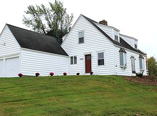 2828 Hastings Rd, Erie, PA 16506