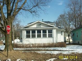 500 E Oak St, Watseka, IL 60970