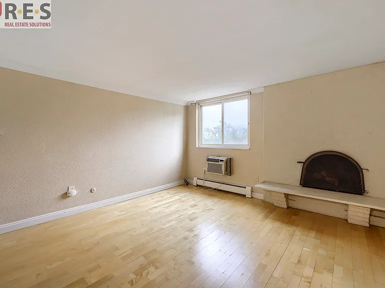 1125 N Washington St #502 — Photo 14