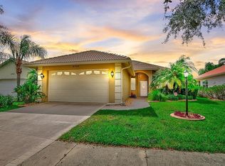 4304 Via Del Santi Dr, Venice, FL 34293