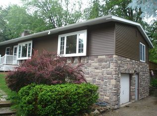 W162N9991 Mayflower Dr, Germantown, WI 53022
