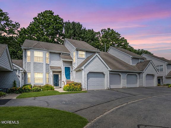 2nd image of 14 Evergreen Court