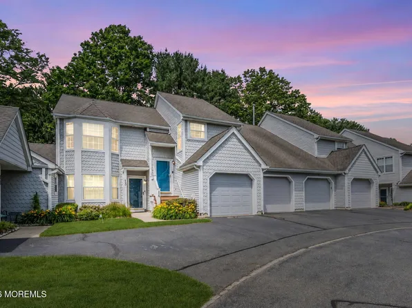 14 Evergreen Court, Freehold, NJ 07728