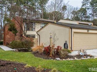 208 Tweed Cir, Cary, NC 27511