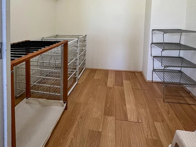 430 Kaiolu St #807 — Photo 18