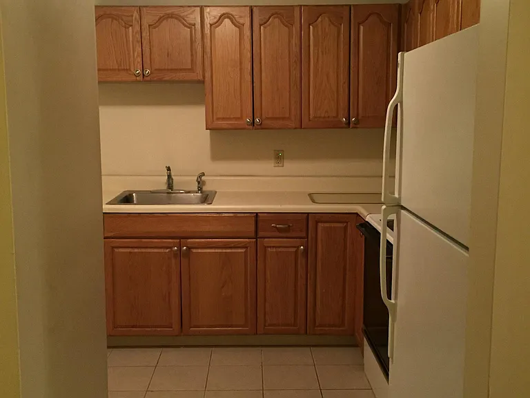 5700 Hays St #H4 — Photo 1