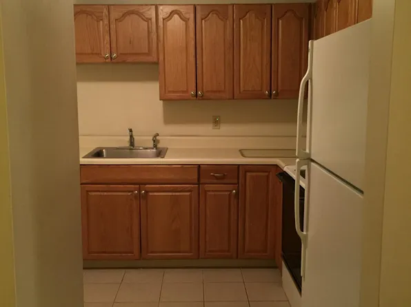 5700 Hays St APT H4, Pittsburgh, PA 15206