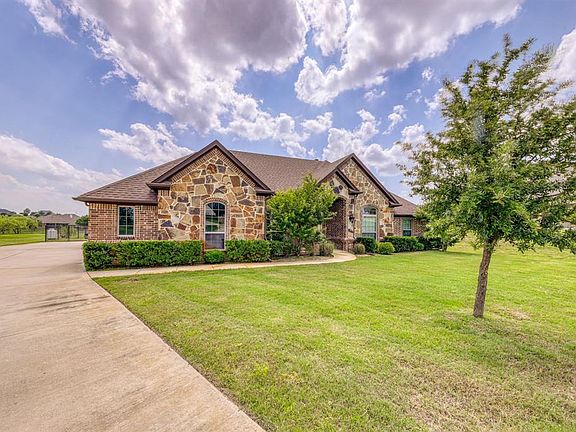 4th image of 6913 Breezy Bluff Ct