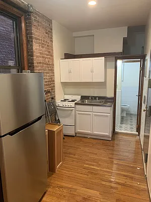 Rented by Master Key Realty And Associates LLC | media 8