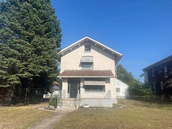 769 Buchanan St, Gary, IN 46402